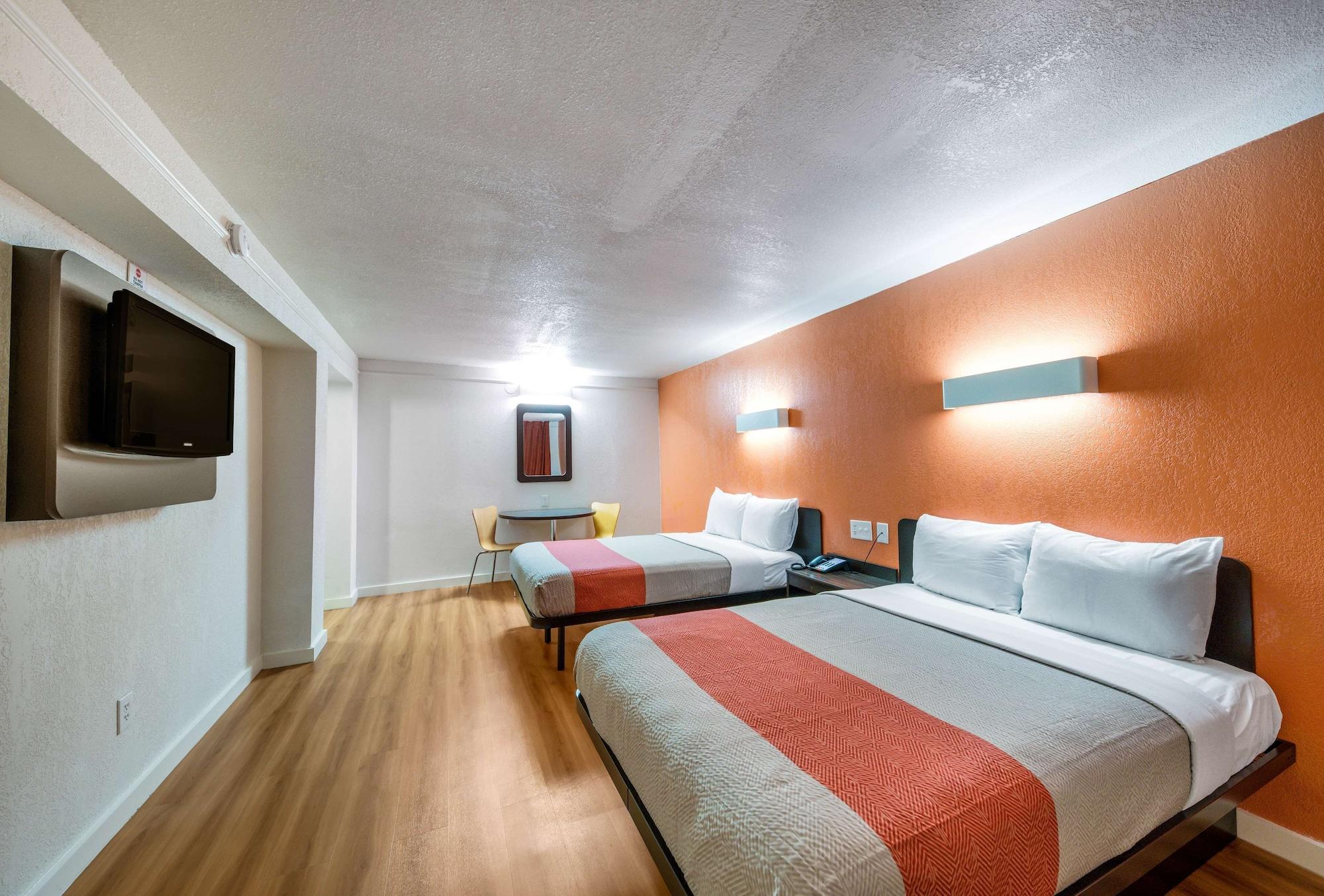Motel 6-Dallas, Tx - Фармерс-Бранч Экстерьер фото